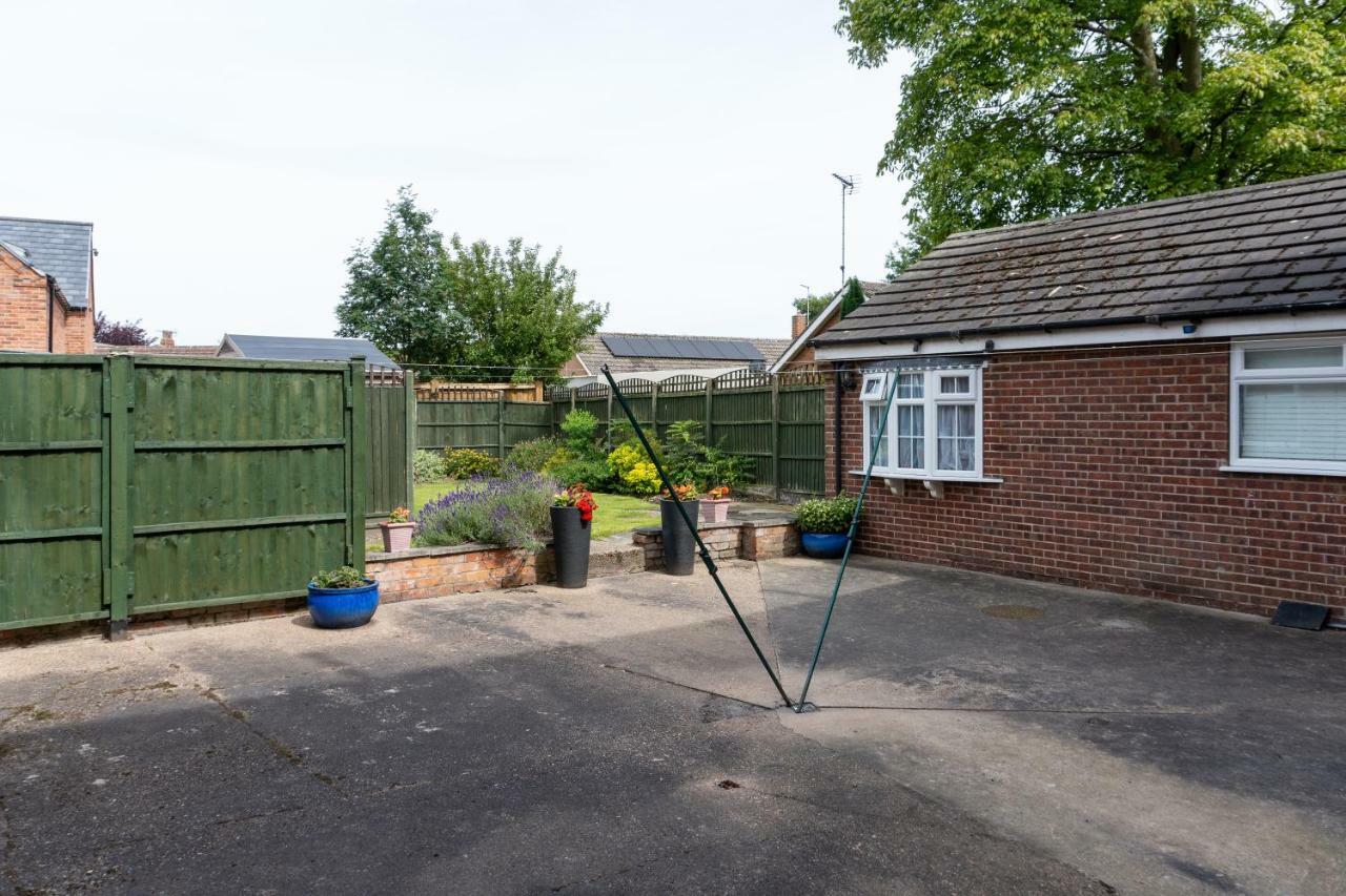 The Lawns Guest House Retford Exteriér fotografie